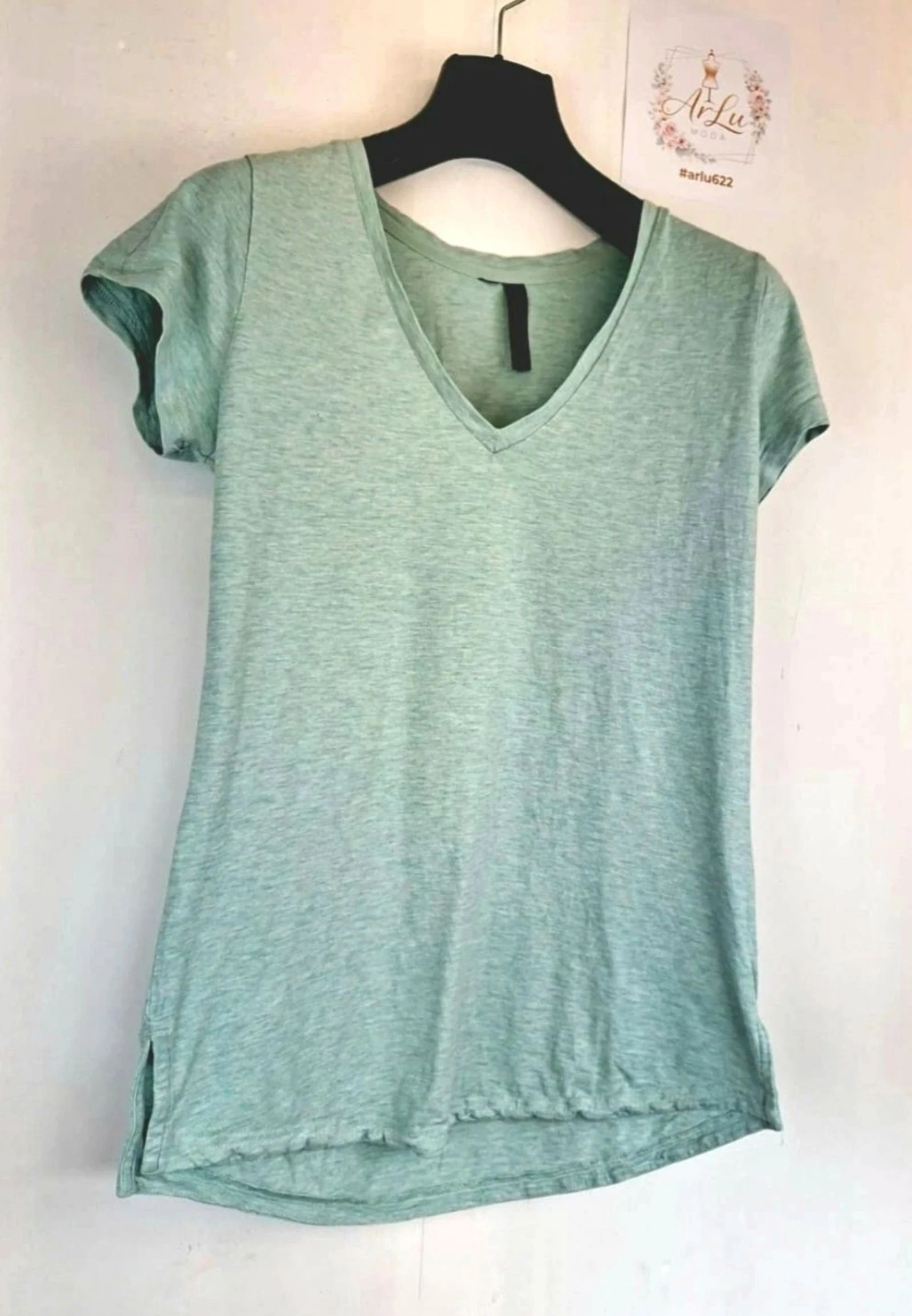 Adidas V-Neck T-Shirt Retro Y2K 2000s Sportswear – photo 2
